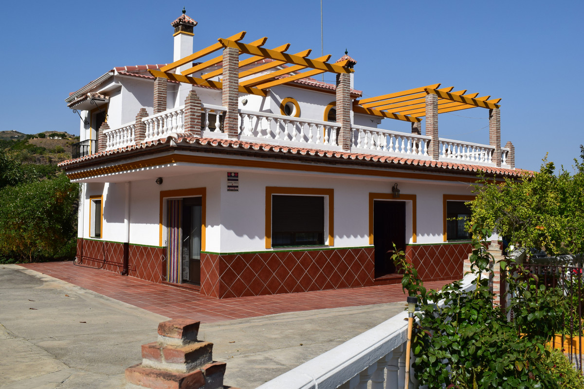Huis te koop in Vélez-Málaga | 4 slaapkamers H3467848