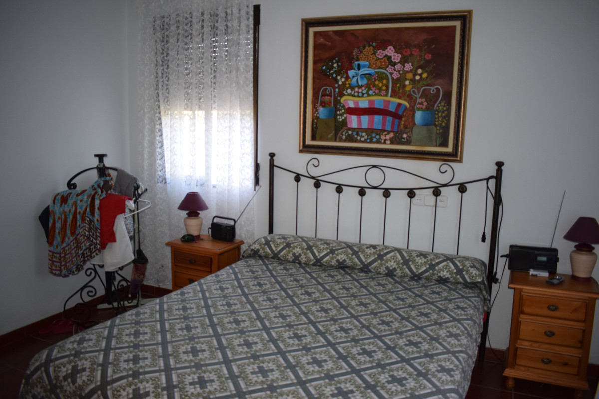 Huis te koop in Vélez-Málaga | 4 slaapkamers H3467848