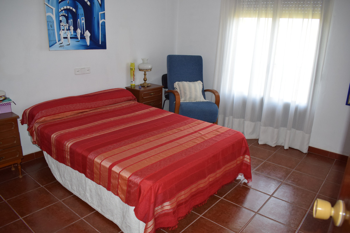 Huis te koop in Vélez-Málaga | 4 slaapkamers H3467848