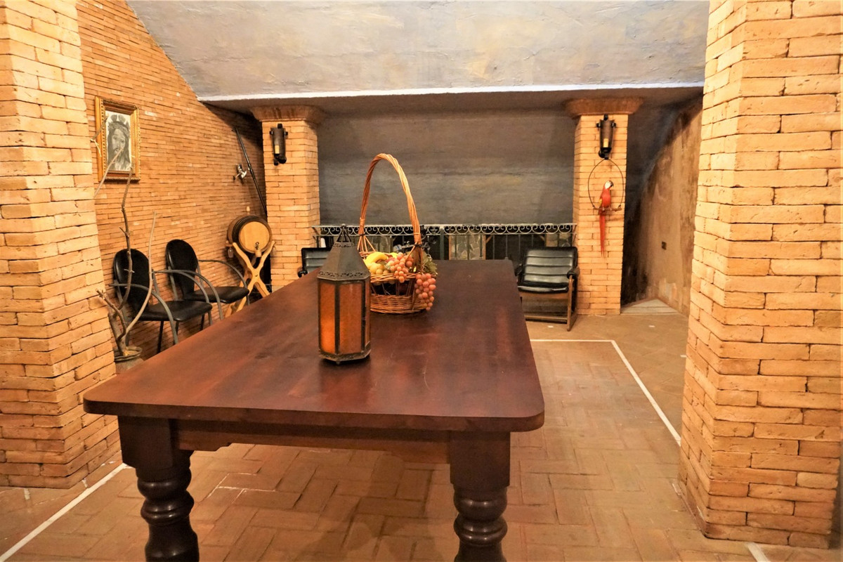 Property main view 33