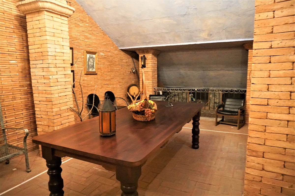 Property main view 34