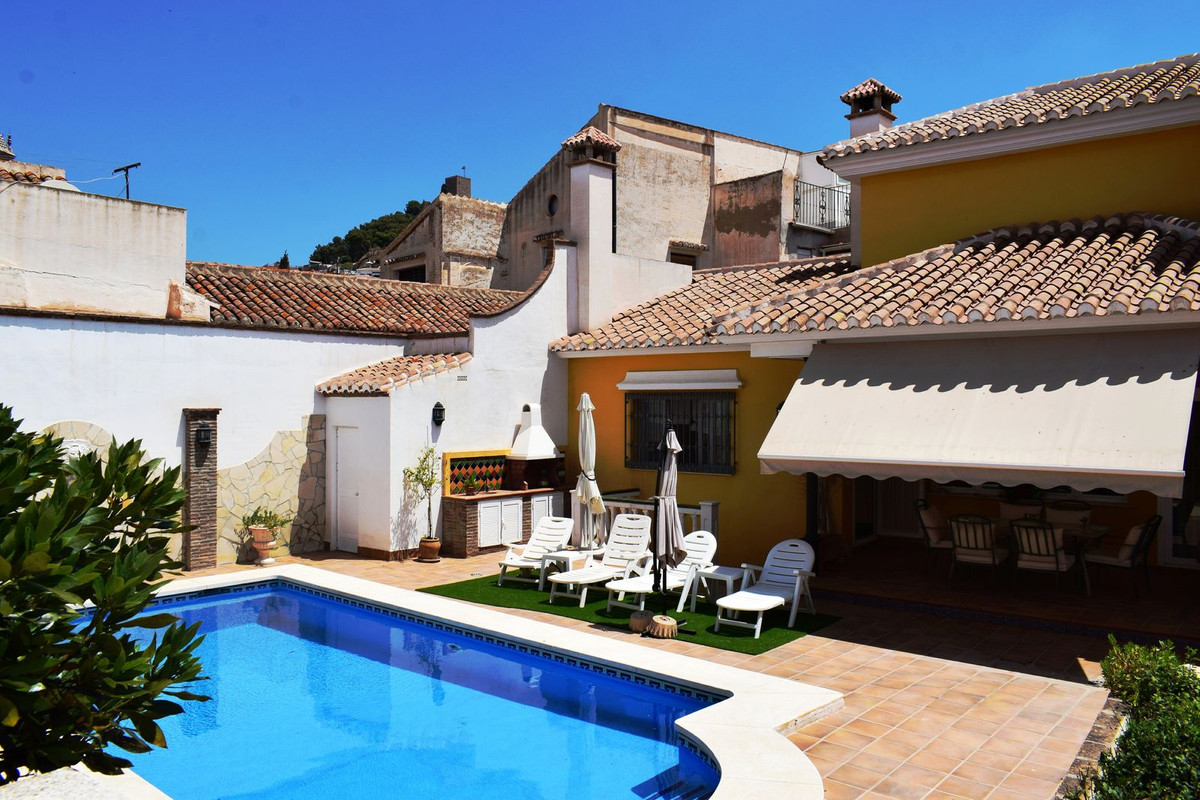 Stadspaleis te koop in Vélez-Málaga | 4 slaapkamers H4095421
