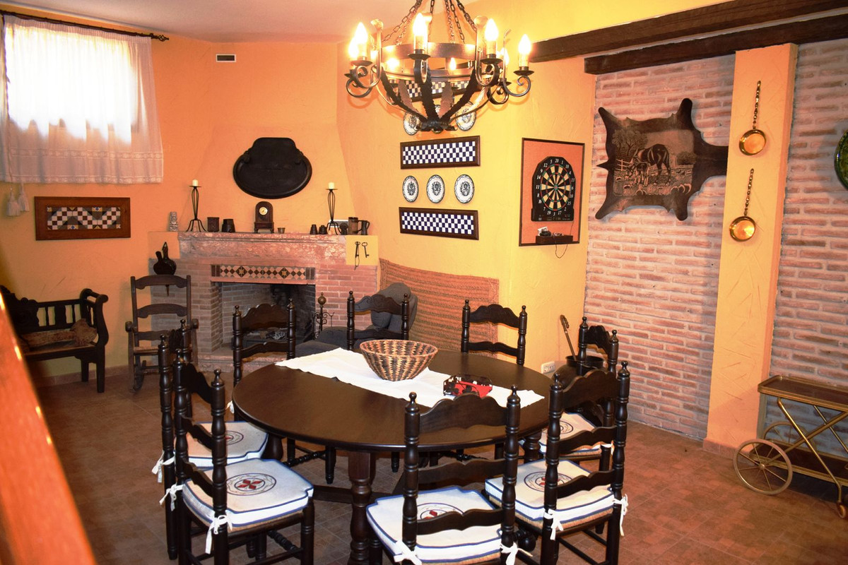 Stadspaleis te koop in Vélez-Málaga | 4 slaapkamers H4095421