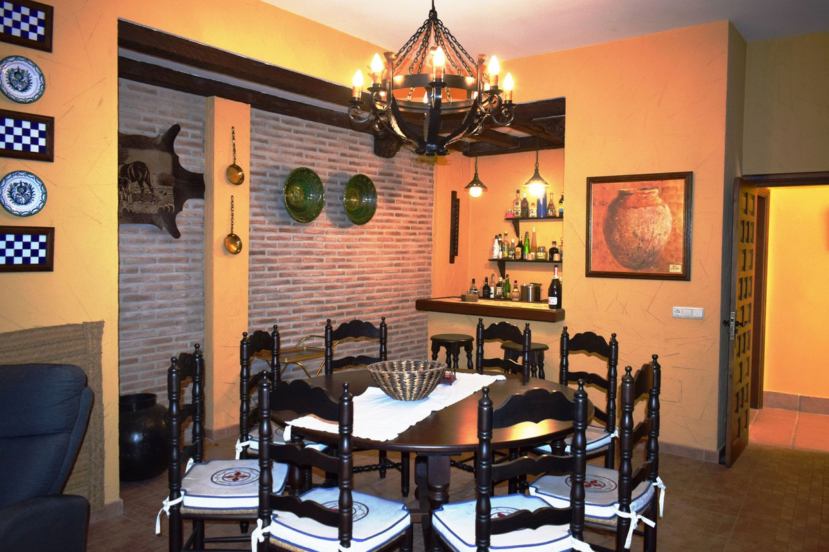 Stadspaleis te koop in Vélez-Málaga | 4 slaapkamers H4095421