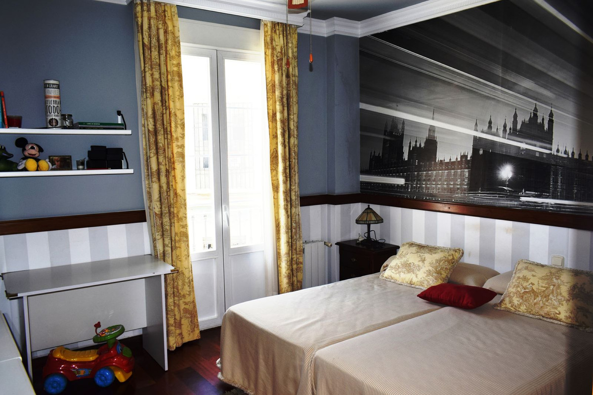 Stadspaleis te koop in Vélez-Málaga | 4 slaapkamers H4095421