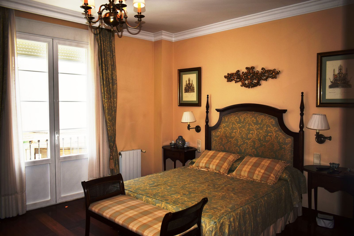 Stadspaleis te koop in Vélez-Málaga | 4 slaapkamers H4095421