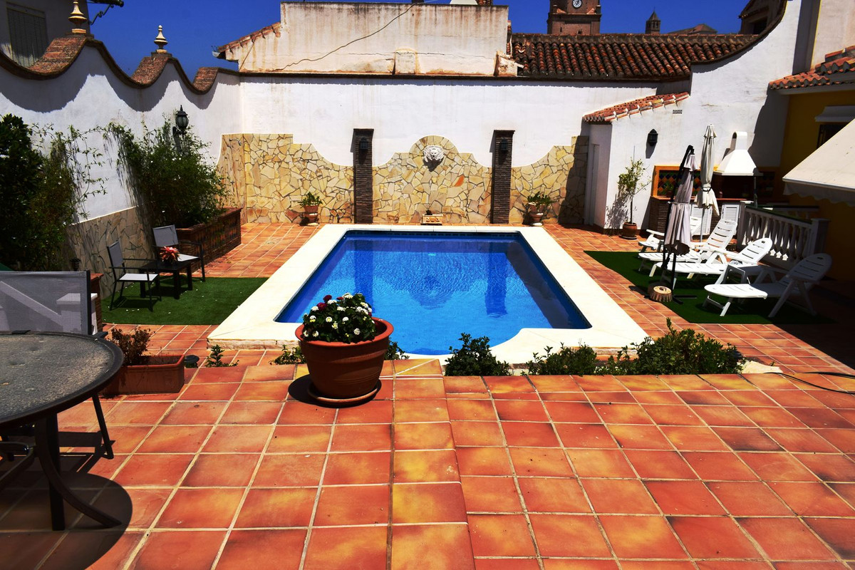 Stadspaleis te koop in Vélez-Málaga | 4 slaapkamers H4095421