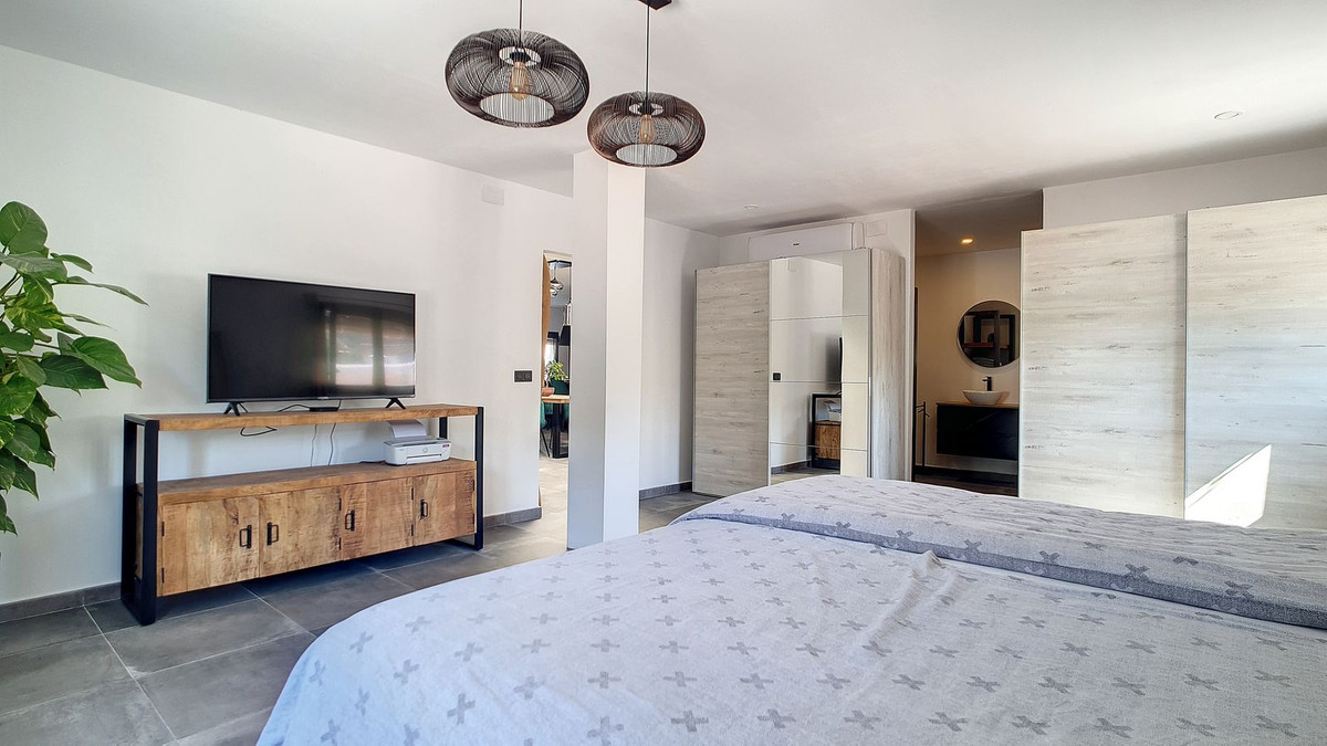 Property main view 12