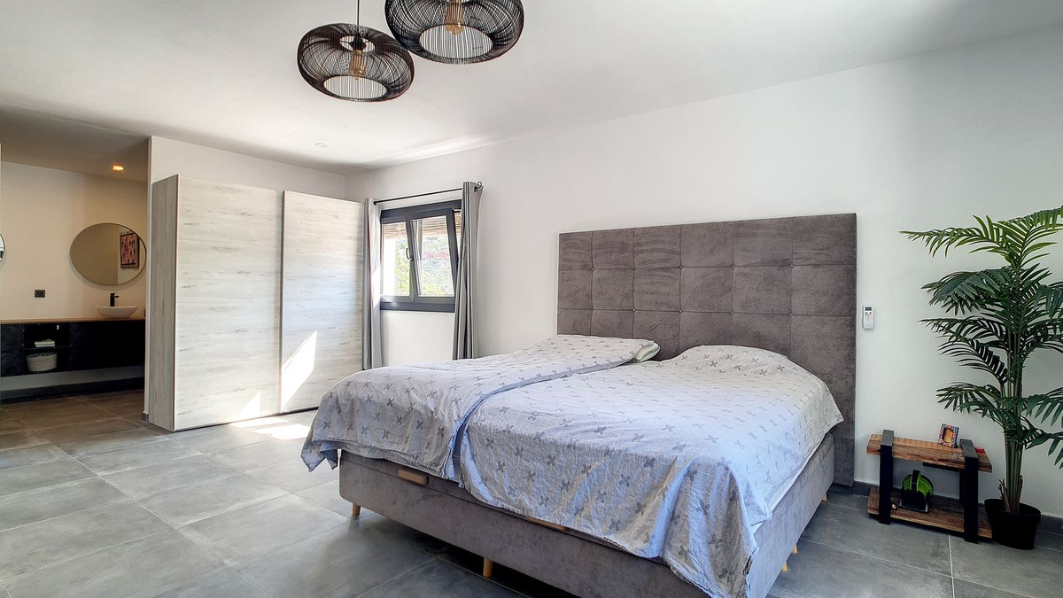 Property main view 26