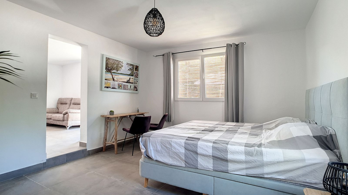 Property main view 44