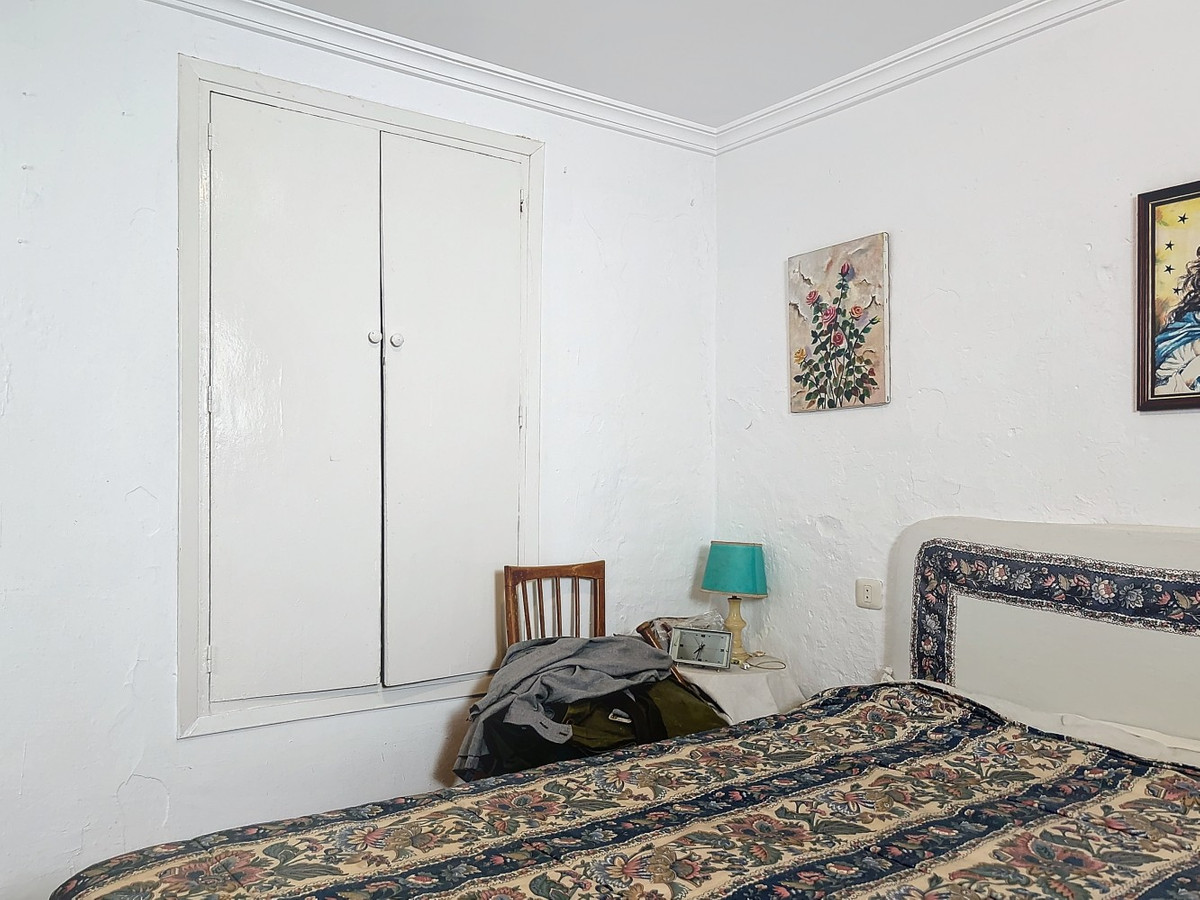 Property main view 33