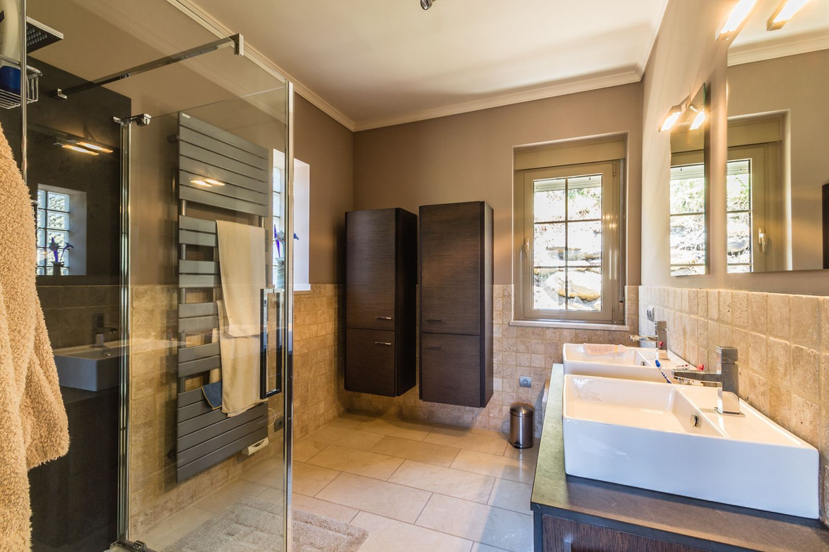 Property main view 33