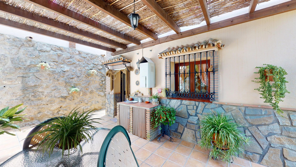 Property main view 40