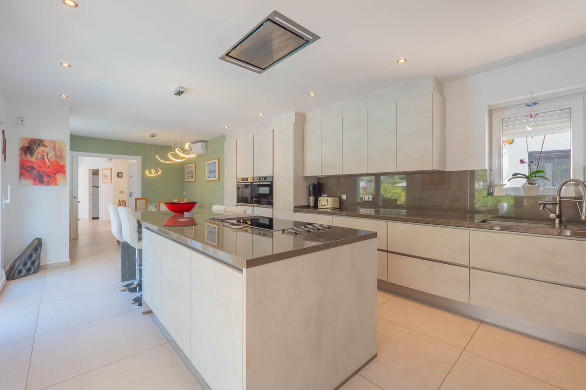 Huis te koop in Vélez-Málaga | 5 slaapkamers H5315218