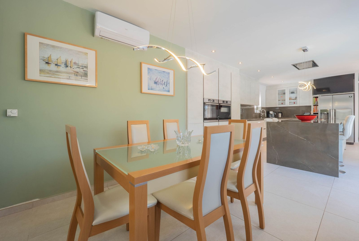 Huis te koop in Vélez-Málaga | 5 slaapkamers H5315218