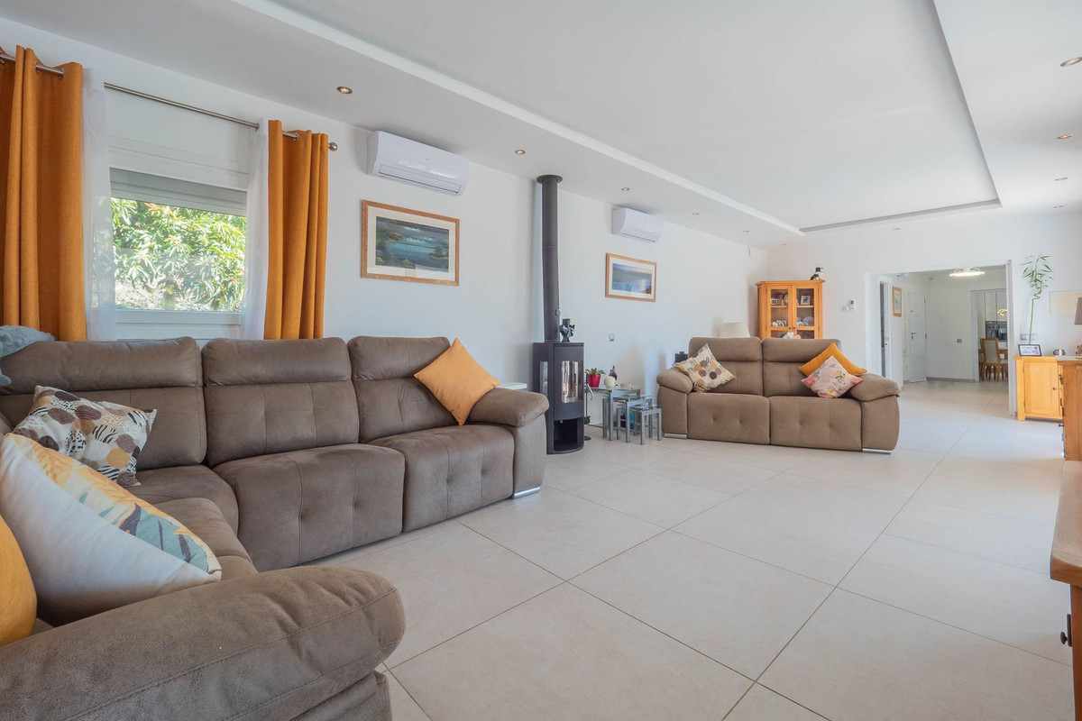 Huis te koop in Vélez-Málaga | 5 slaapkamers H5315218