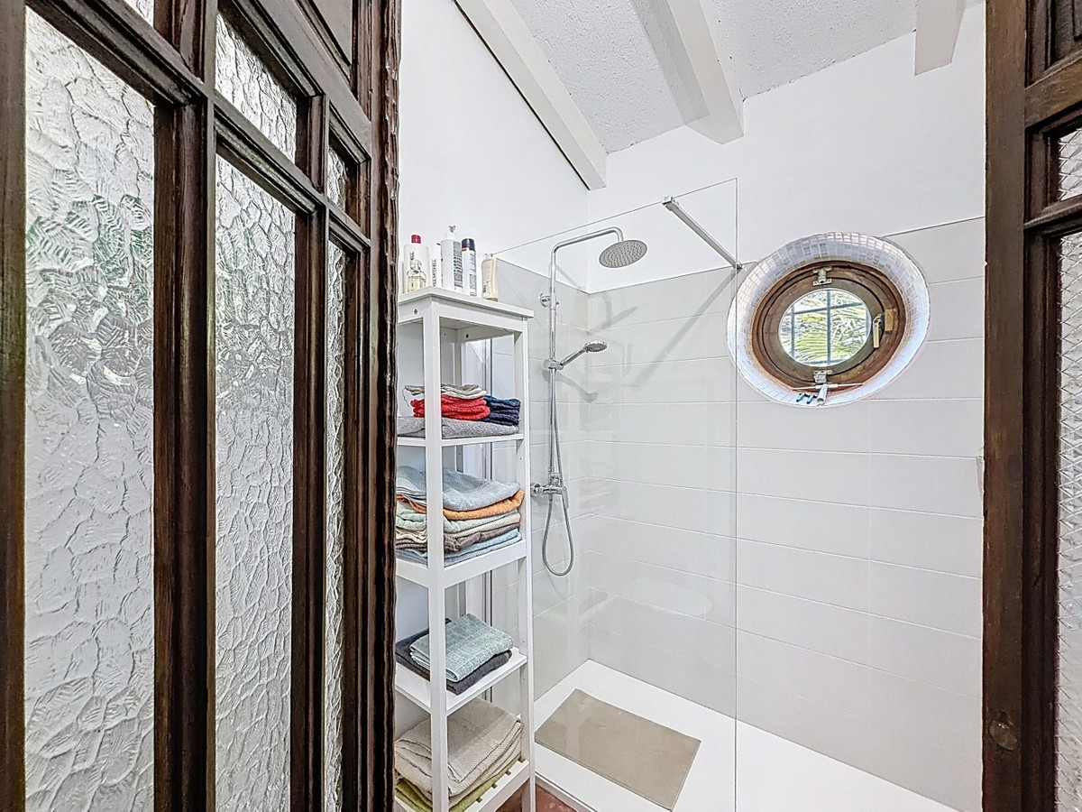 Huis te koop in Vélez-Málaga | 4 slaapkamers H5364208