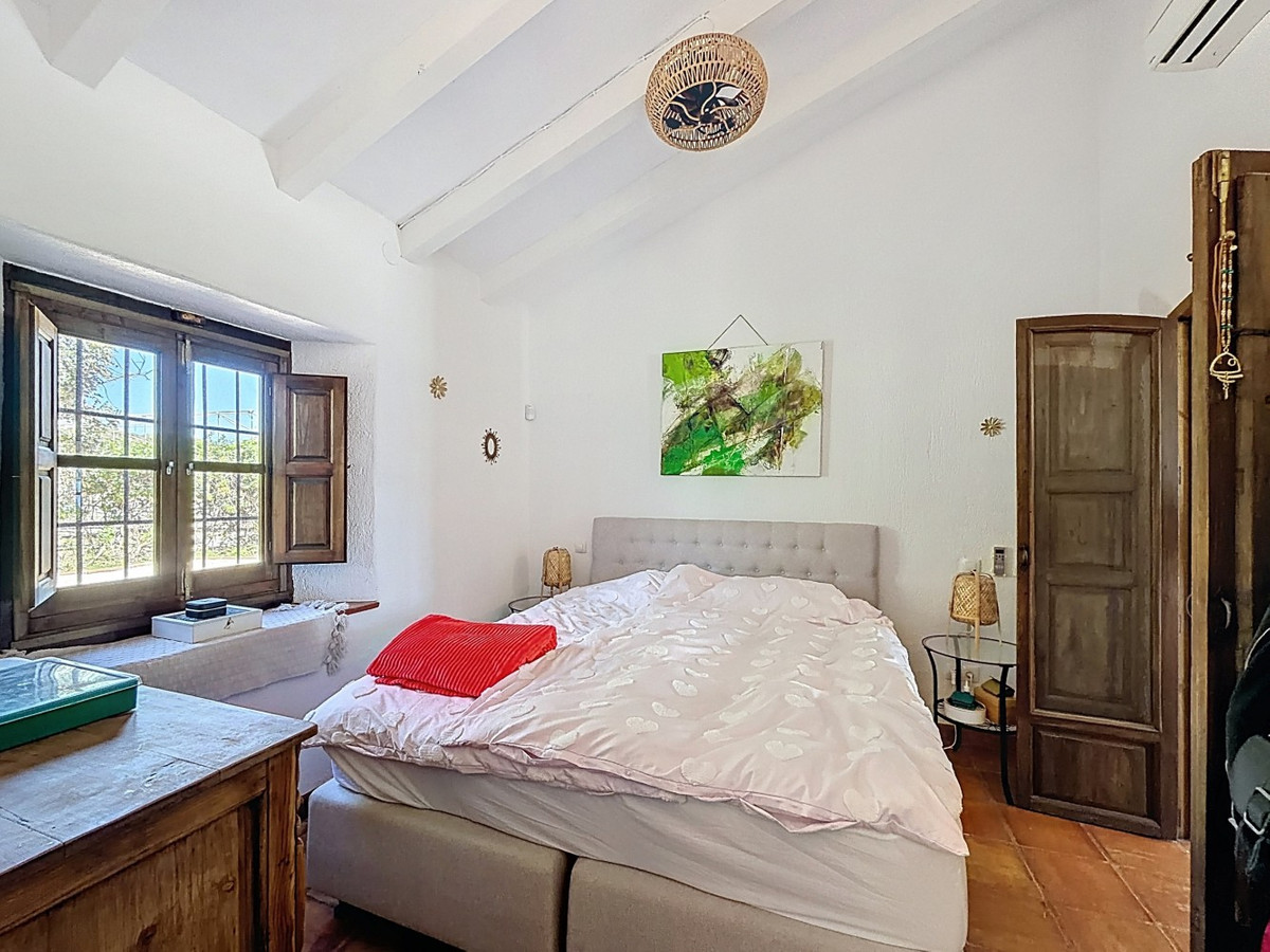 Huis te koop in Vélez-Málaga | 4 slaapkamers H5364208