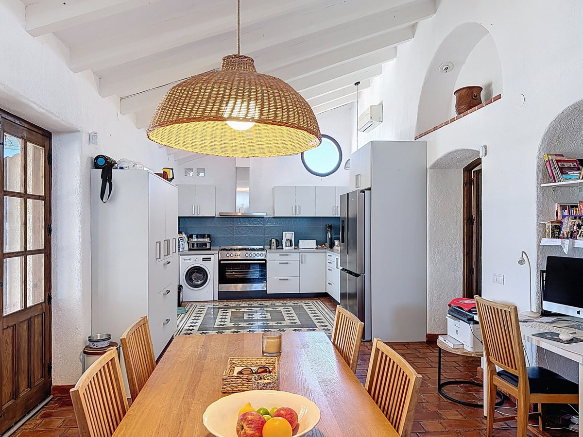 Huis te koop in Vélez-Málaga | 4 slaapkamers H5364208