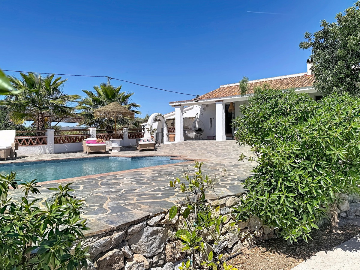 Huis te koop in Vélez-Málaga | 4 slaapkamers H5364208