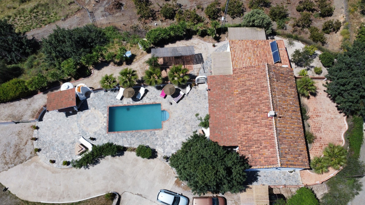 Huis te koop in Vélez-Málaga | 4 slaapkamers H5364208