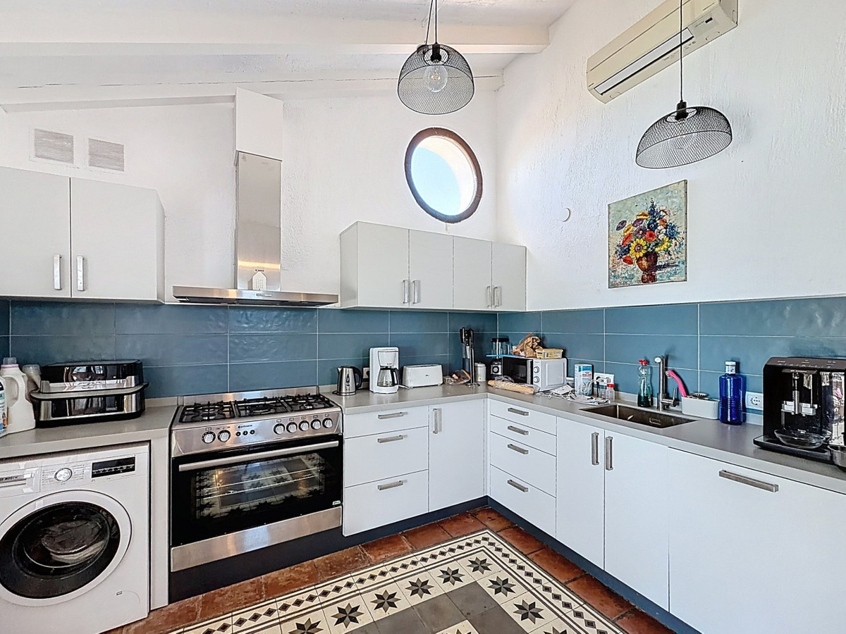 Huis te koop in Vélez-Málaga | 4 slaapkamers H5364208