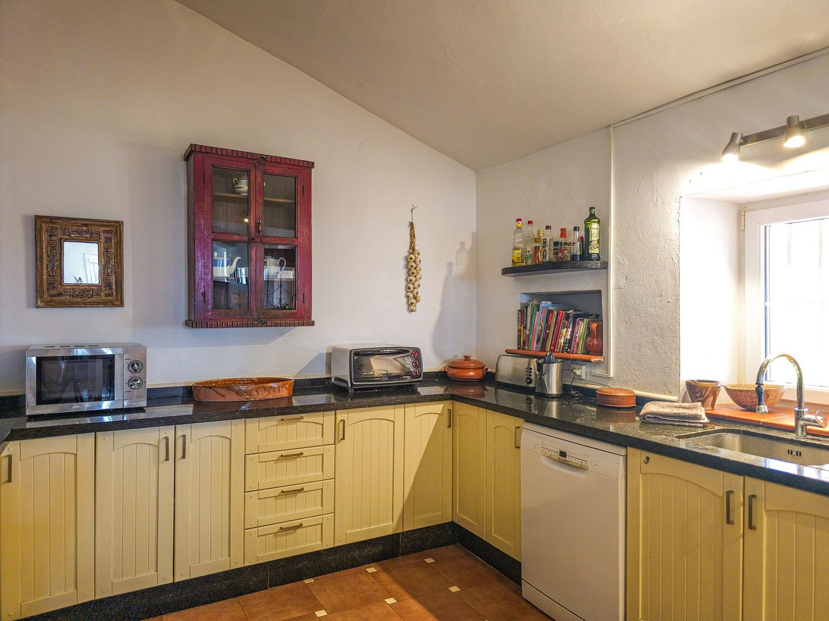 Huis te koop in Vélez Málaga | 4 slaapkamers H5437525