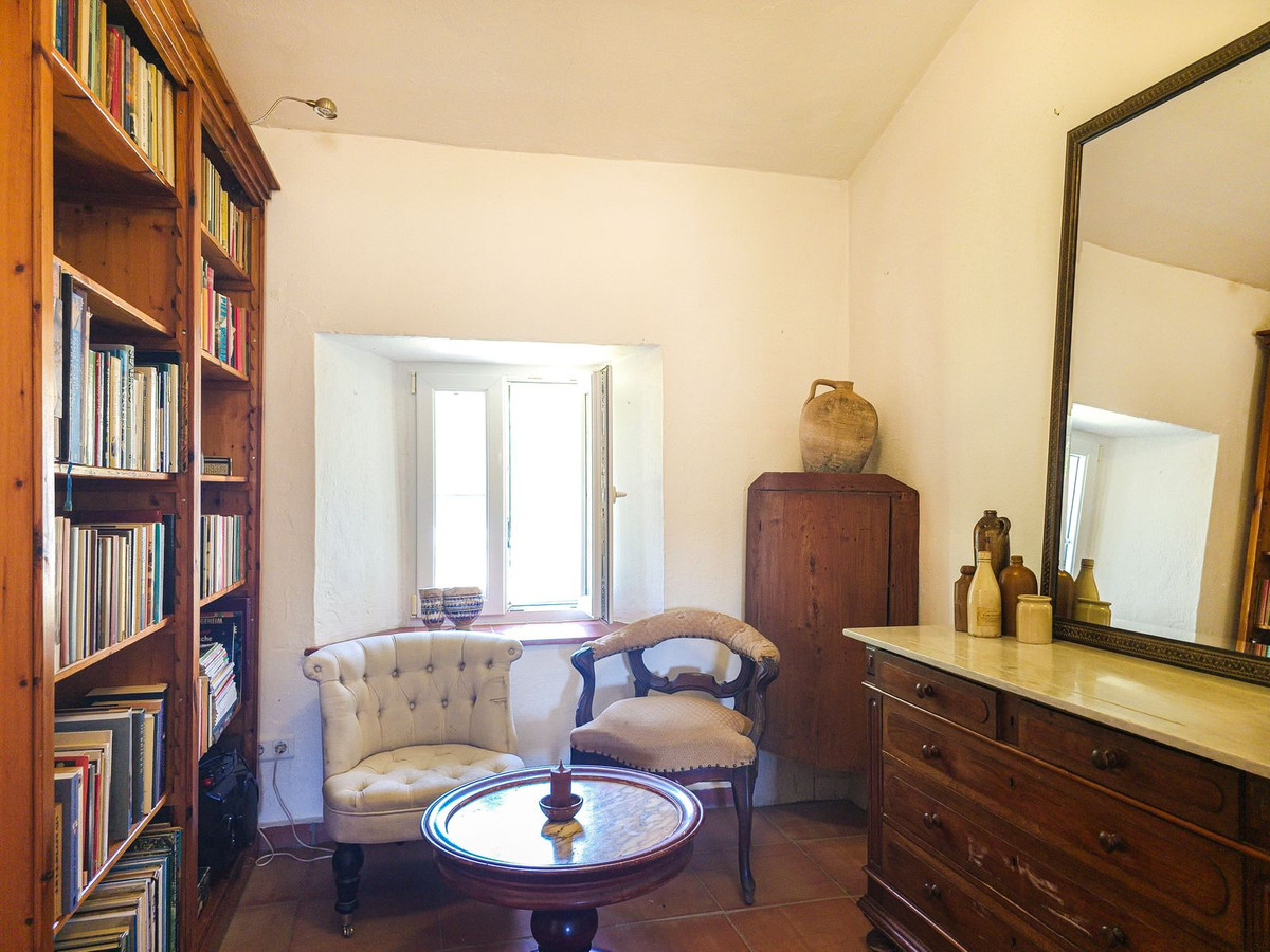 Huis te koop in Vélez Málaga | 4 slaapkamers H5437525