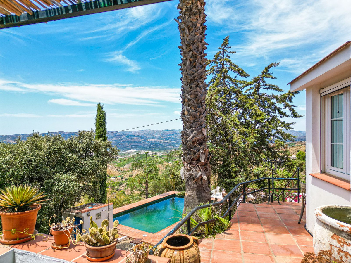 Huis te koop in Vélez Málaga | 4 slaapkamers H5437525