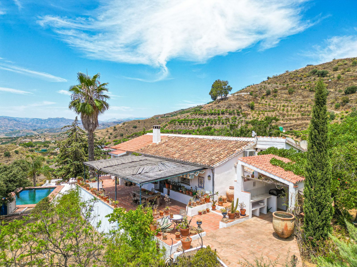 Huis te koop in Vélez Málaga | 4 slaapkamers H5437525
