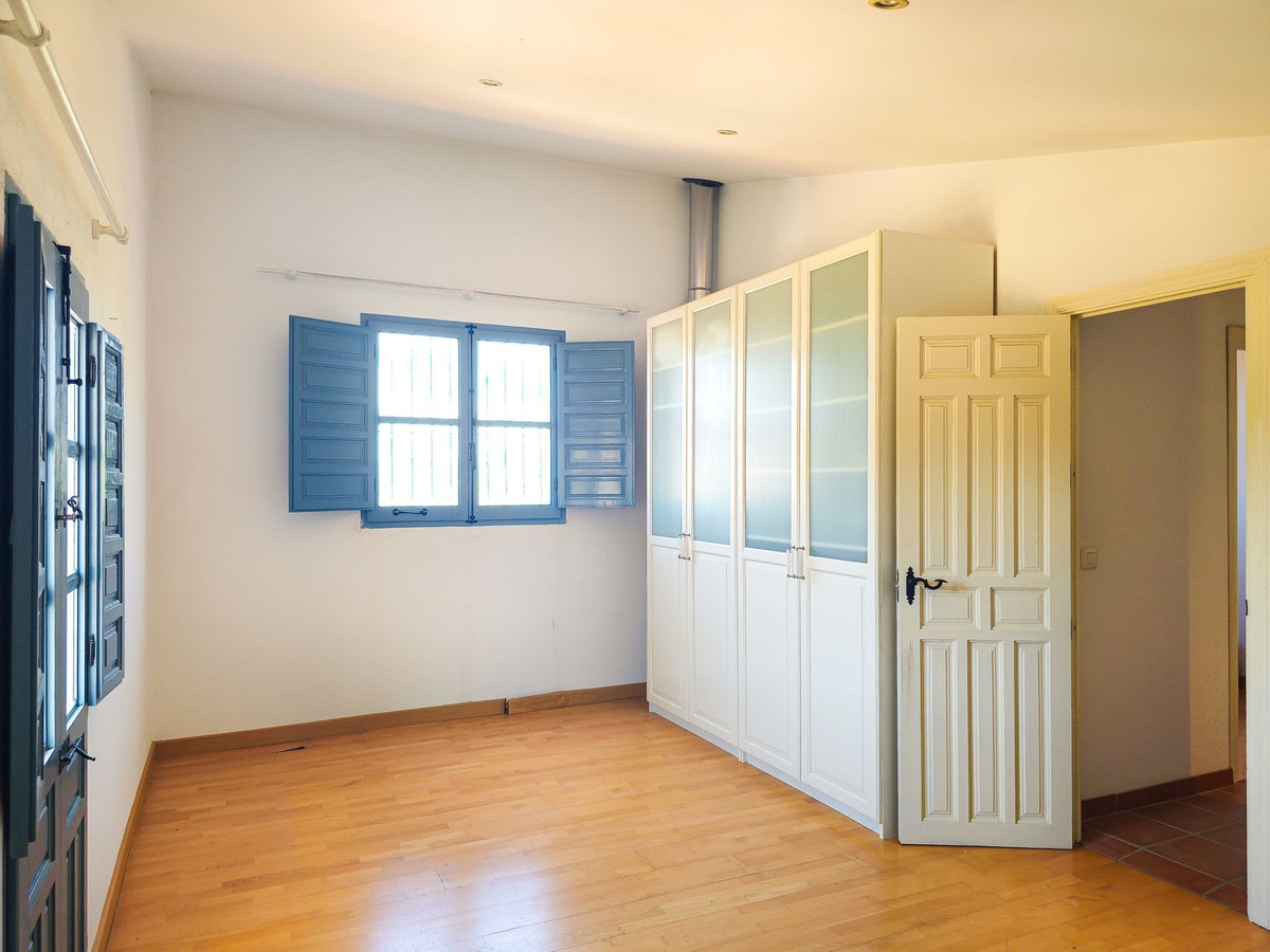 Huis te koop in Vélez Málaga | 4 slaapkamers H5437525