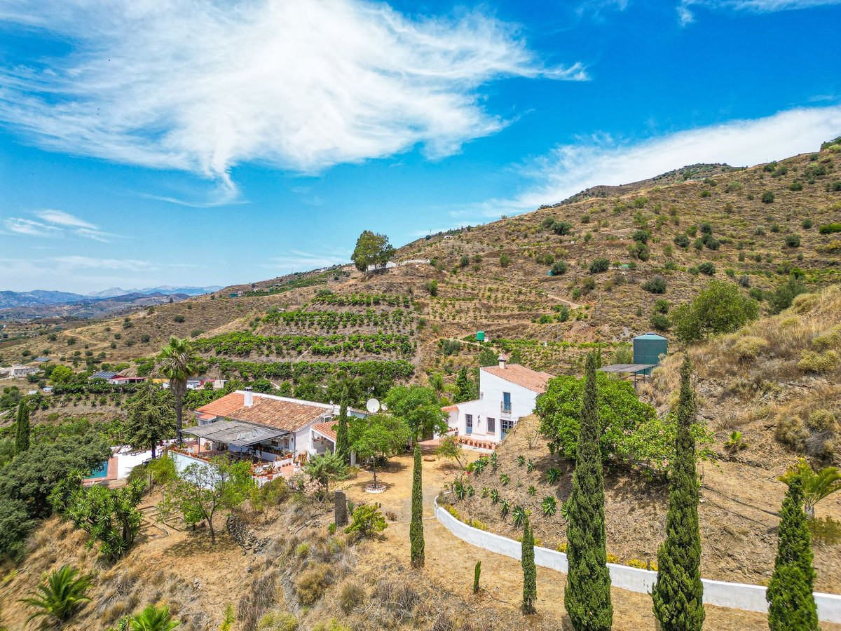 Huis te koop in Vélez Málaga | 4 slaapkamers H5437525