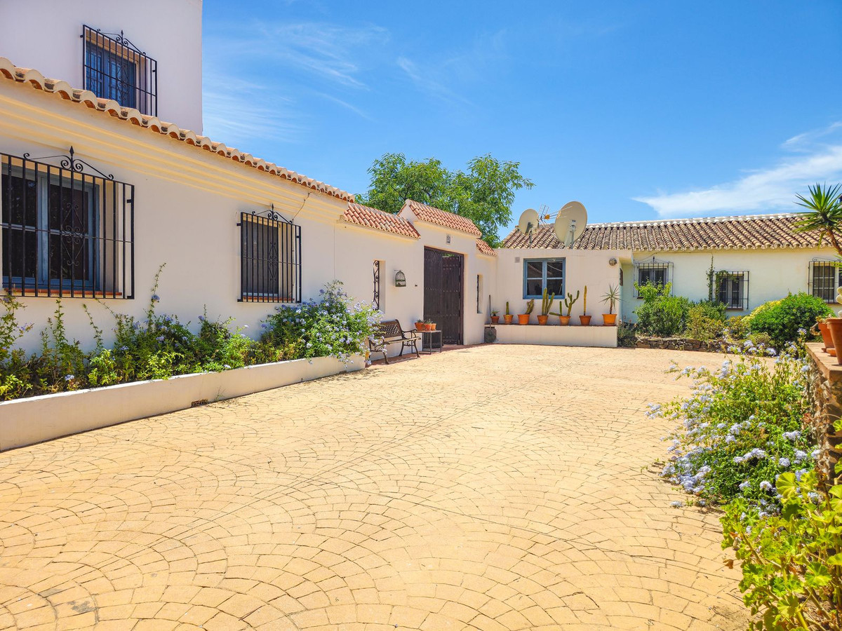 Huis te koop in Vélez Málaga | 4 slaapkamers H5437525