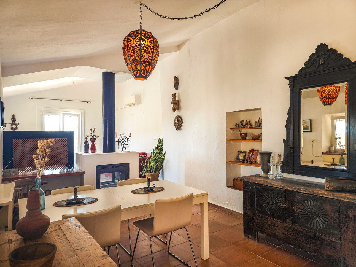 Huis te koop in Vélez Málaga | 4 slaapkamers H5437525