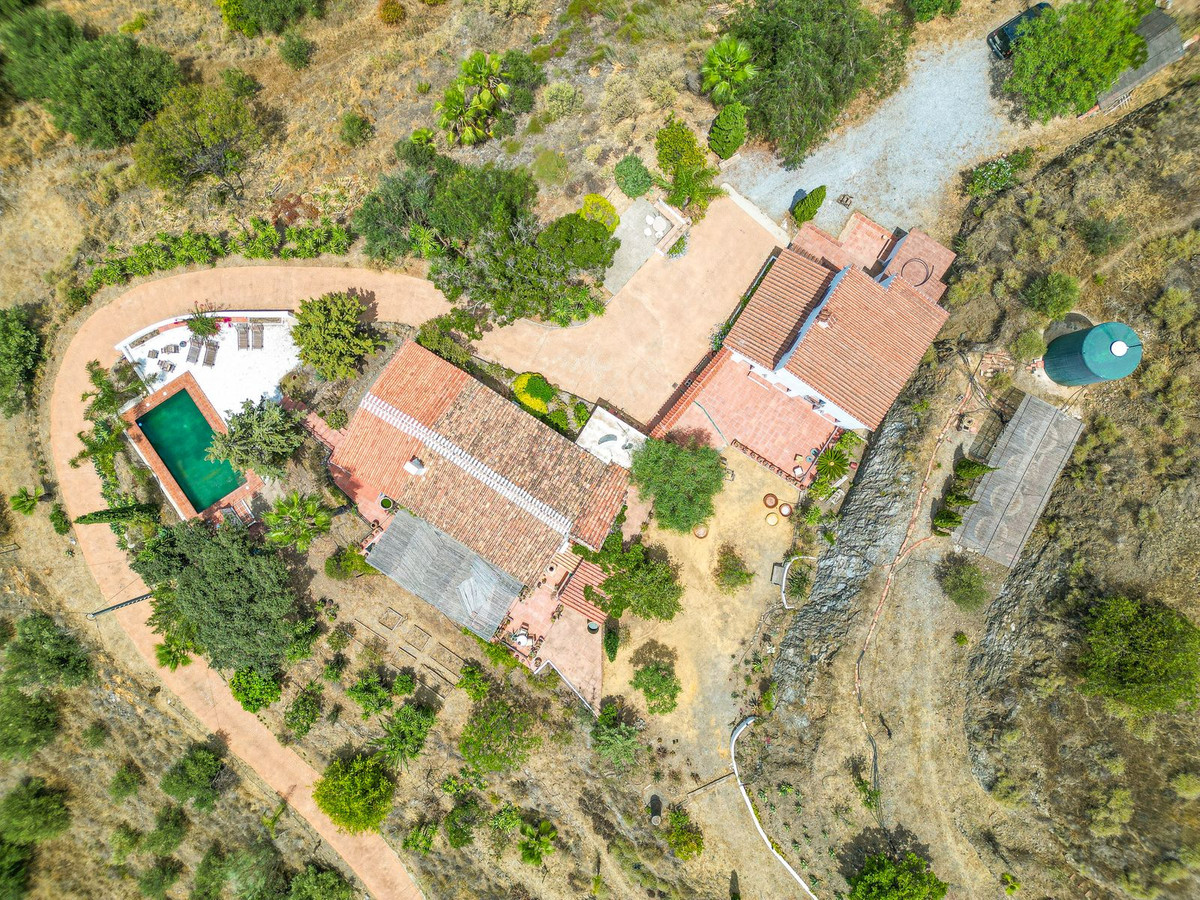 Huis te koop in Vélez Málaga | 4 slaapkamers H5437525