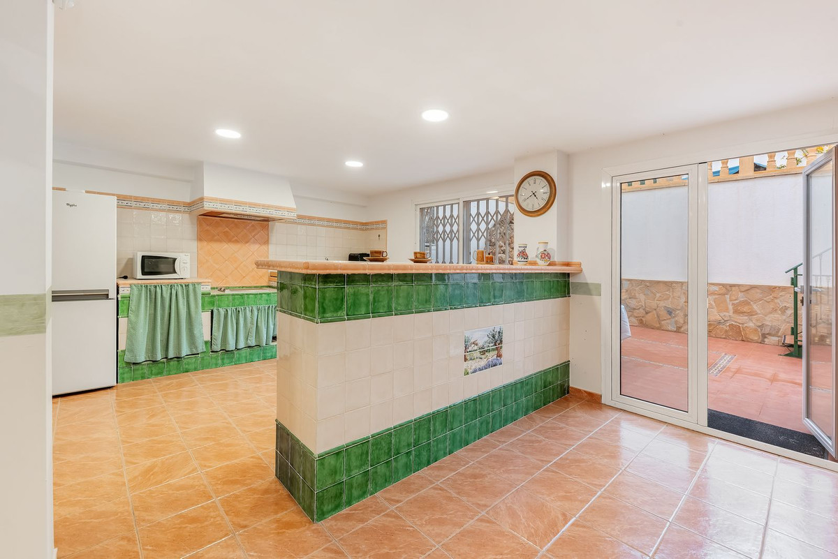 Property main view 44