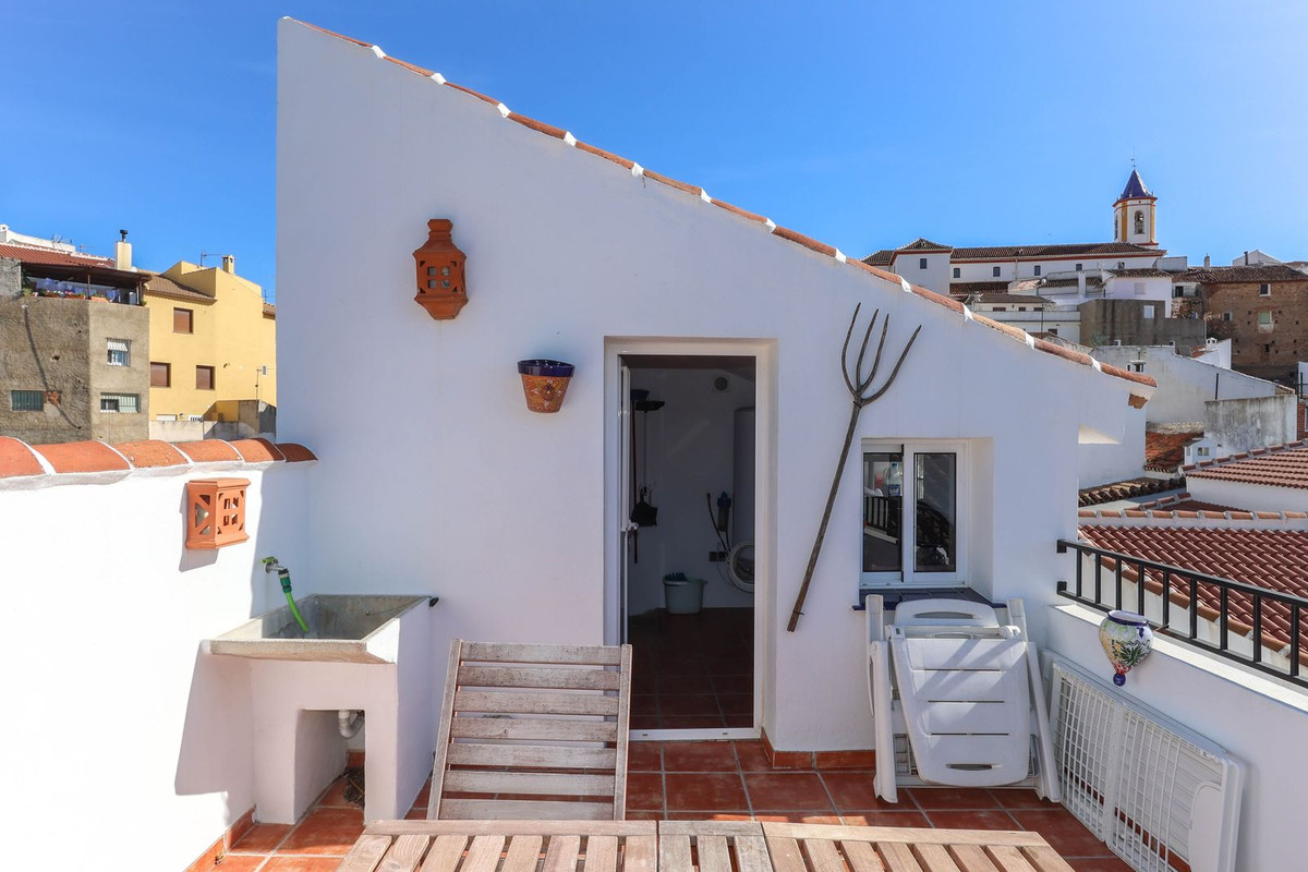 Huis te koop in Yunquera | 3 slaapkamers H5009536