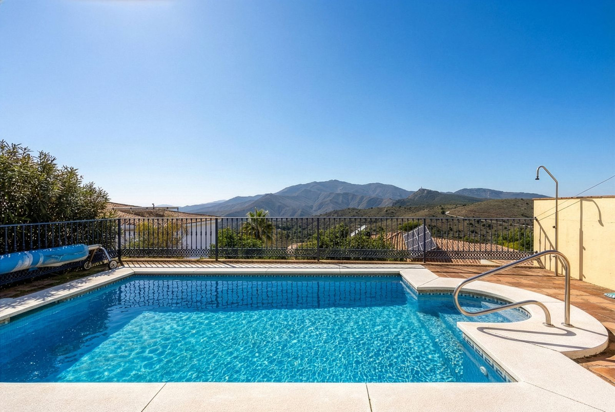 Huis te koop in Alhaurin Golf | 3 slaapkamers H5291875