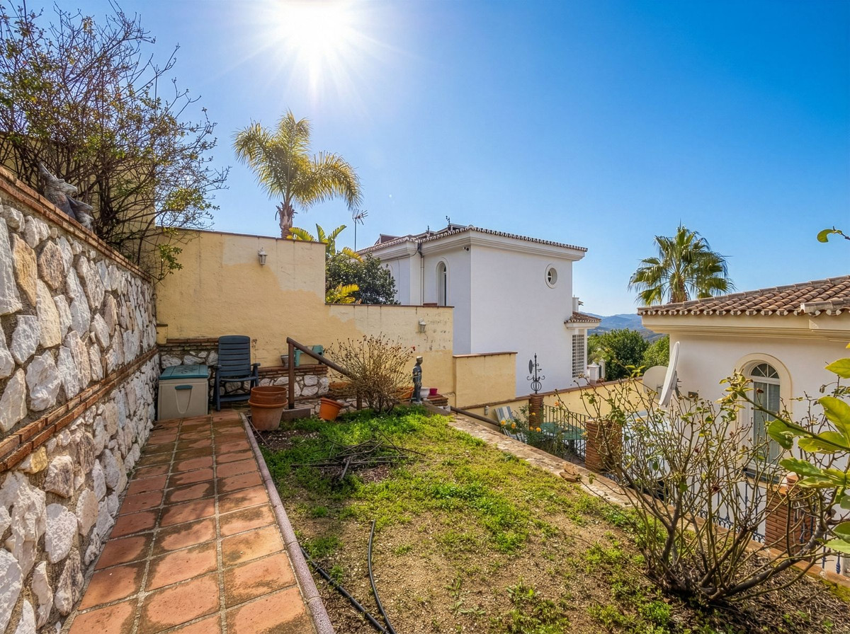 Huis te koop in Alhaurin Golf | 3 slaapkamers H5291875