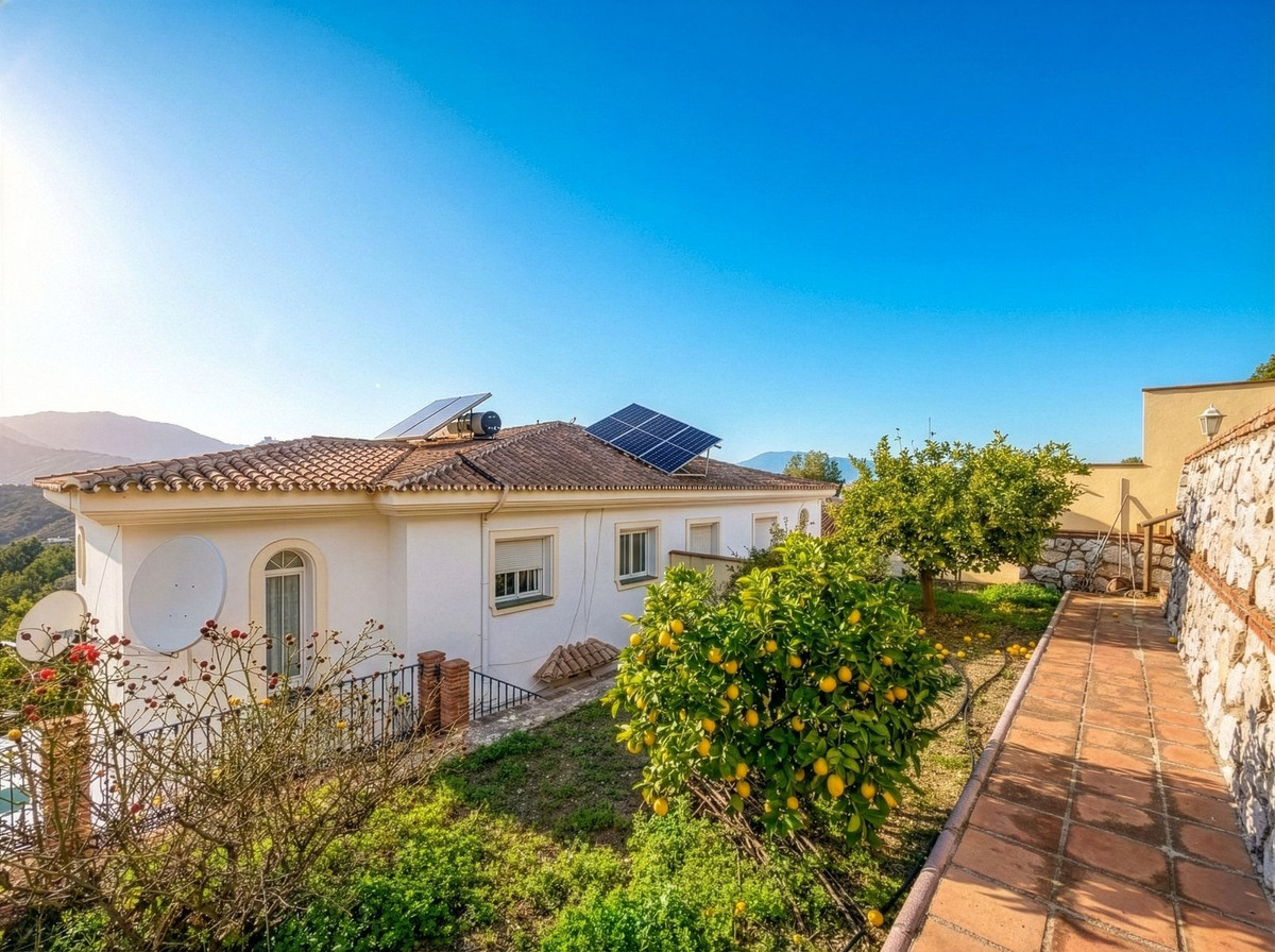 Huis te koop in Alhaurin Golf | 3 slaapkamers H5291875