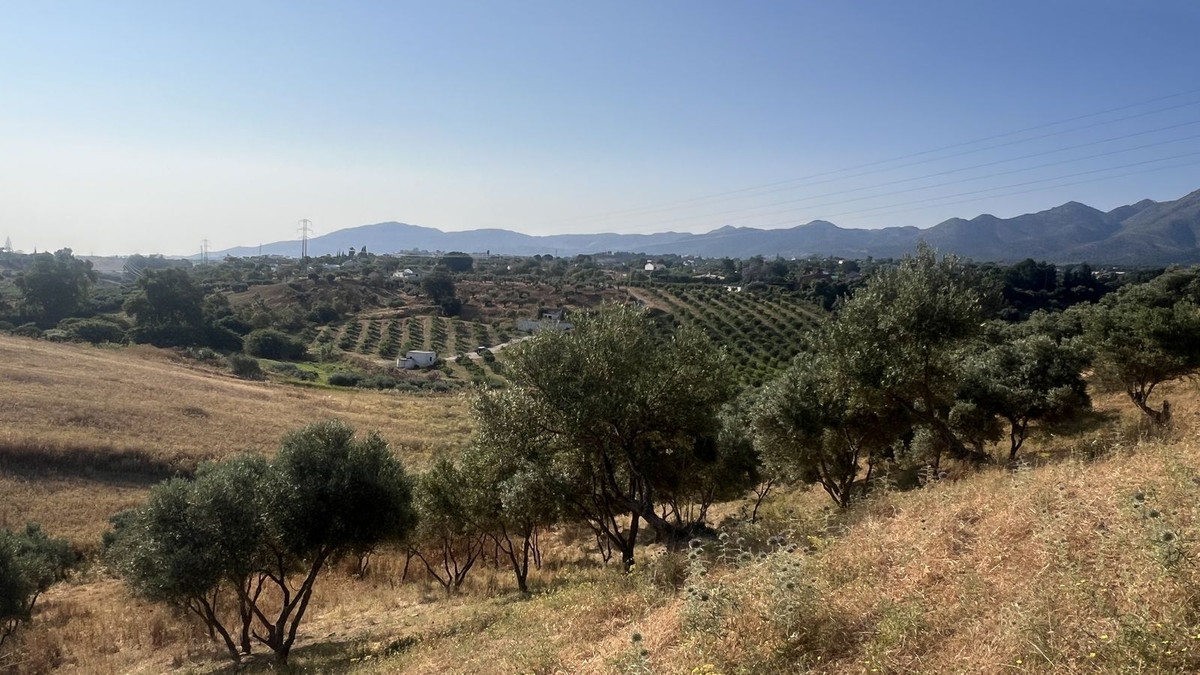 Percelen te koop in Alhaurín de la Torre | 0 slaapkamers H5104018