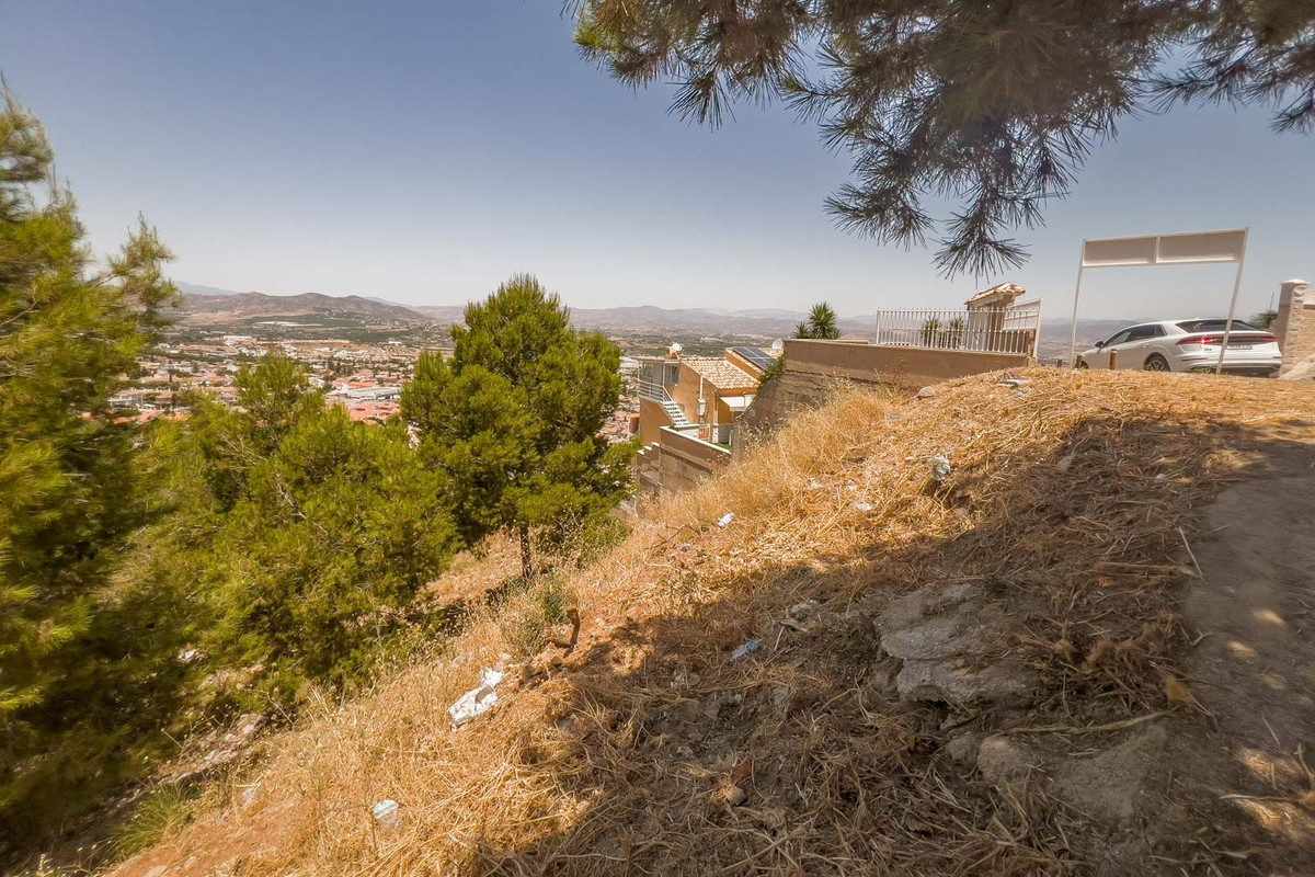 Plot for sale in Alhaurín de la Torre | 0 bedrooms H5108338