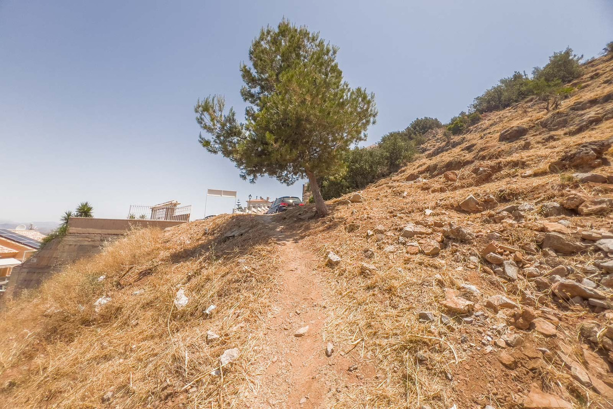 Plot for sale in Alhaurín de la Torre | 0 bedrooms H5108338