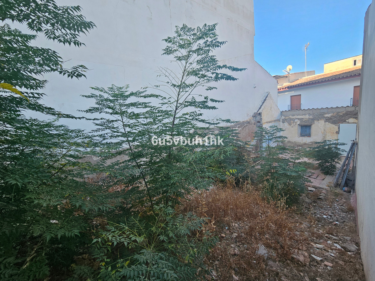 Percelen te koop in Alhaurín de la Torre | 0 slaapkamers H5185840