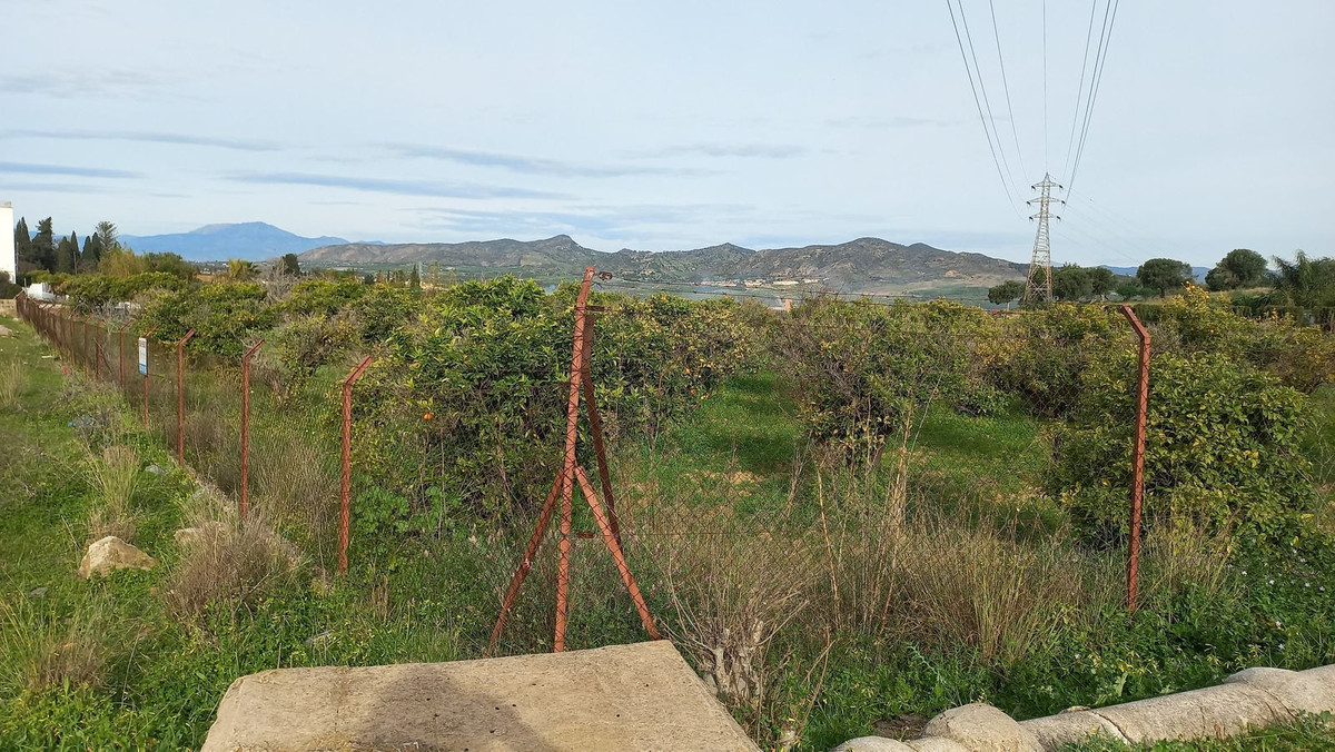 Percelen te koop in Alhaurín de la Torre | 0 slaapkamers H5255674