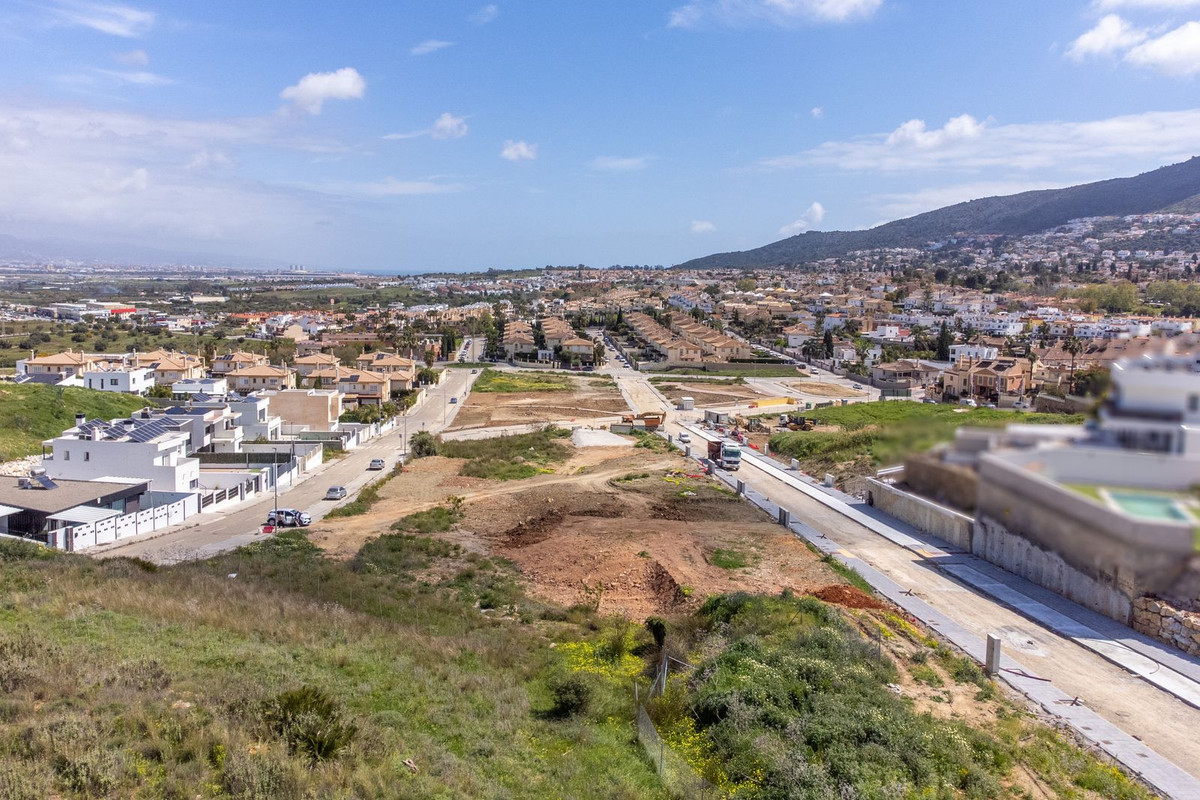 Percelen te koop in Alhaurín de la Torre | 0 slaapkamers H5417179