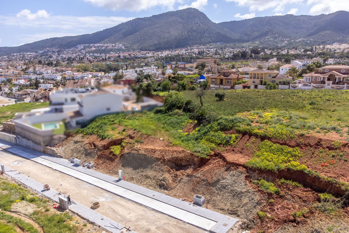 Percelen te koop in Alhaurín de la Torre | 0 slaapkamers H5417179
