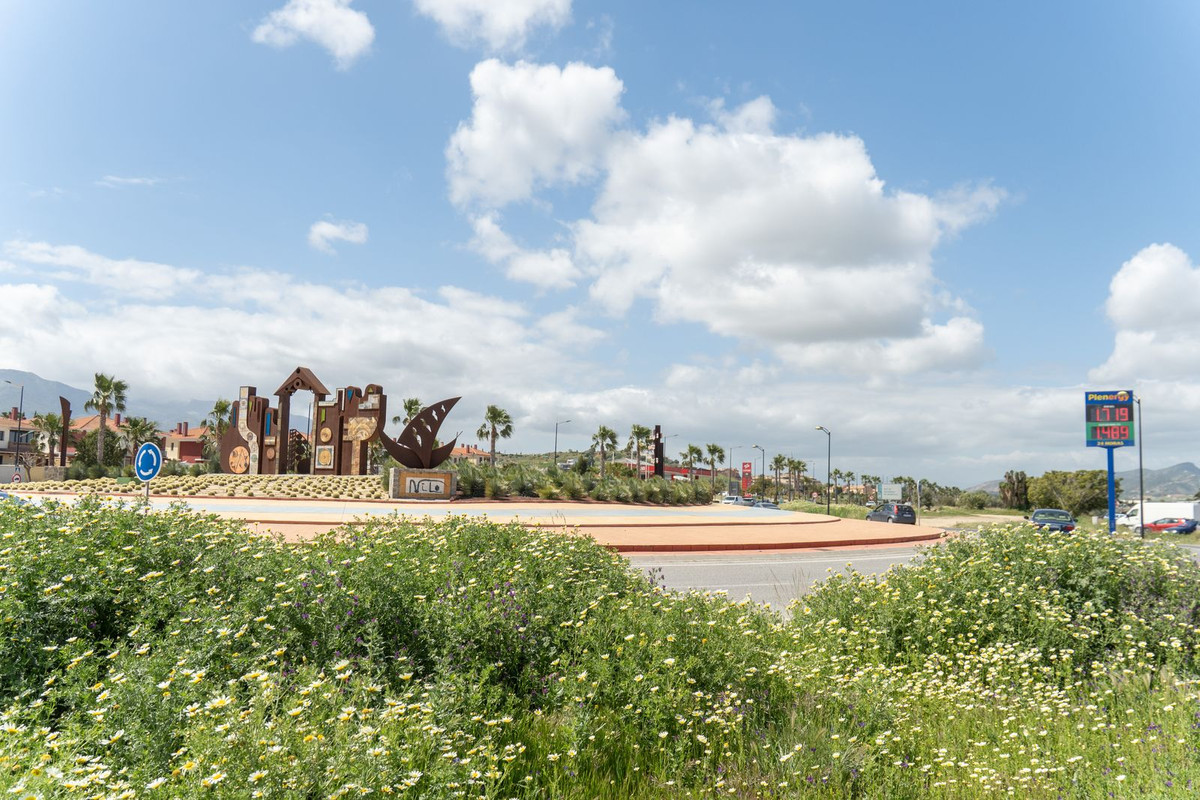 Percelen te koop in Alhaurín de la Torre | 0 slaapkamers H5417179