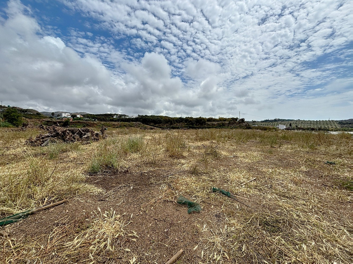 Grond te koop in Almayate | 1 slaapkamers H5044792