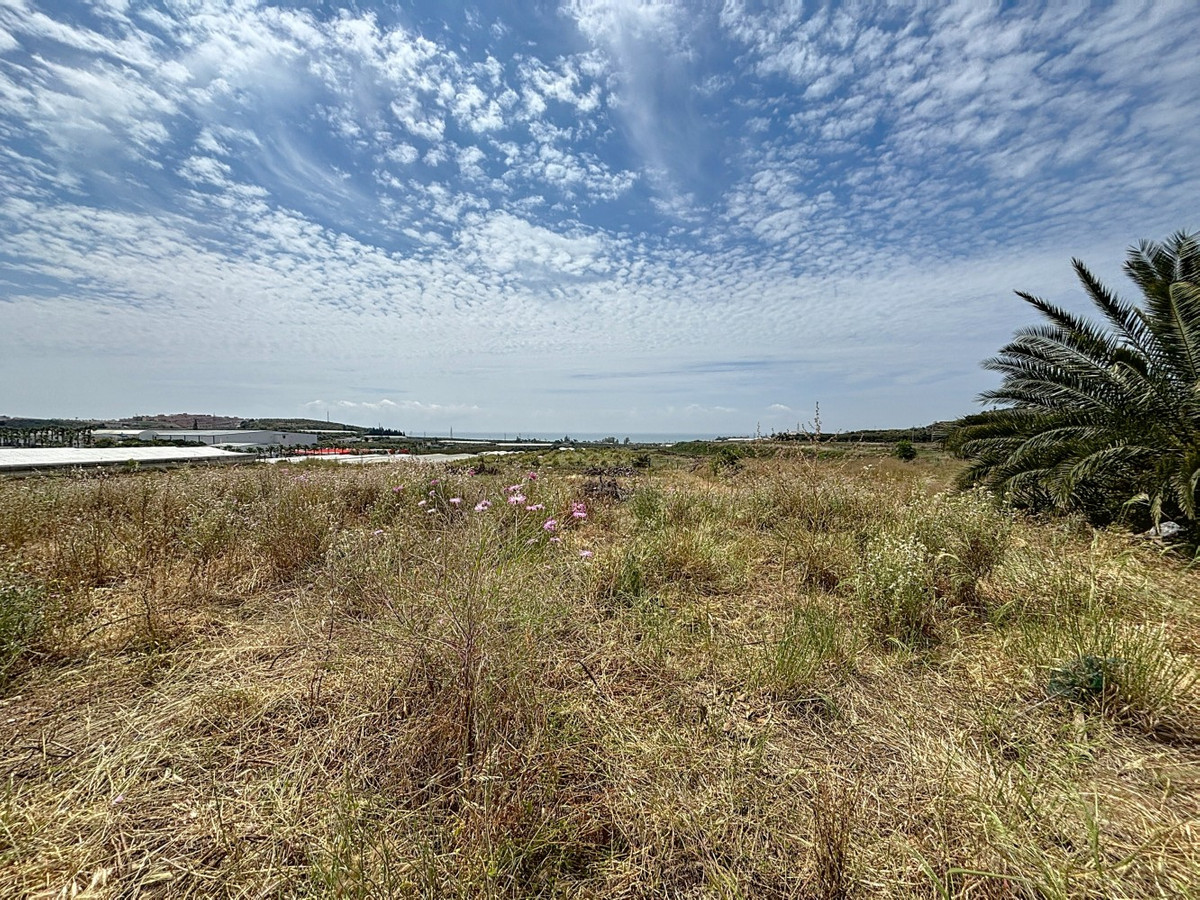 Grond te koop in Almayate | 1 slaapkamers H5044792